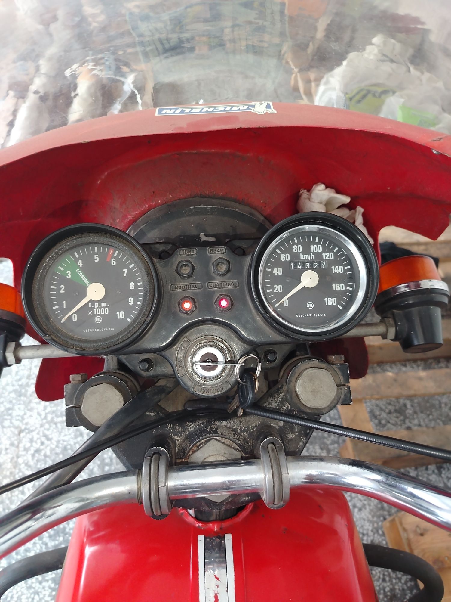 Ретро мотоциклет CZ-350-12v