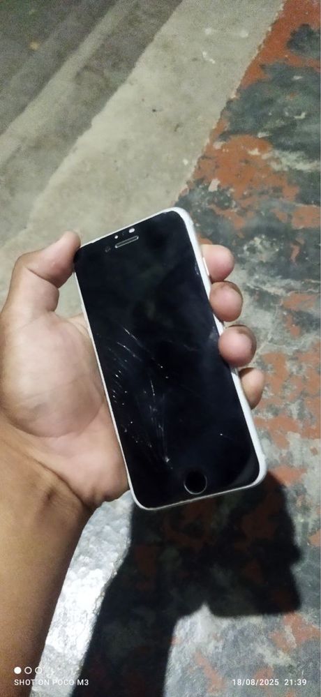 iPhone 7(silver)