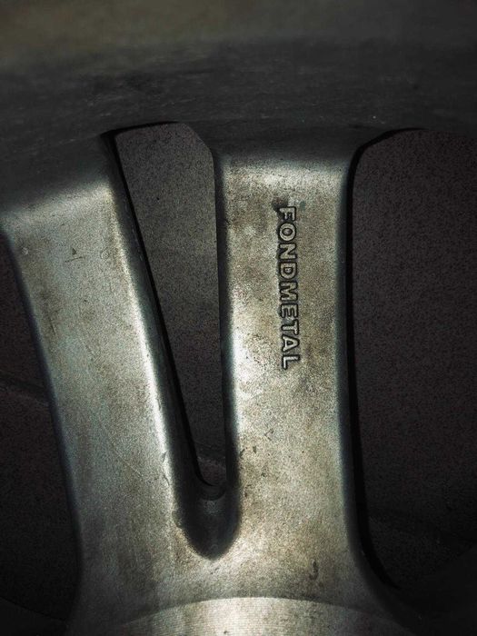 Jante Renault RS FondMetal 4X100 cu cauciucuri bune din 2018