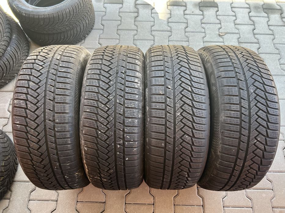 4 броя Зимни Гуми 225/55/18 Continental ДОТ: 2520
