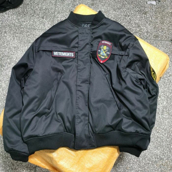 Vetements Police Bomber