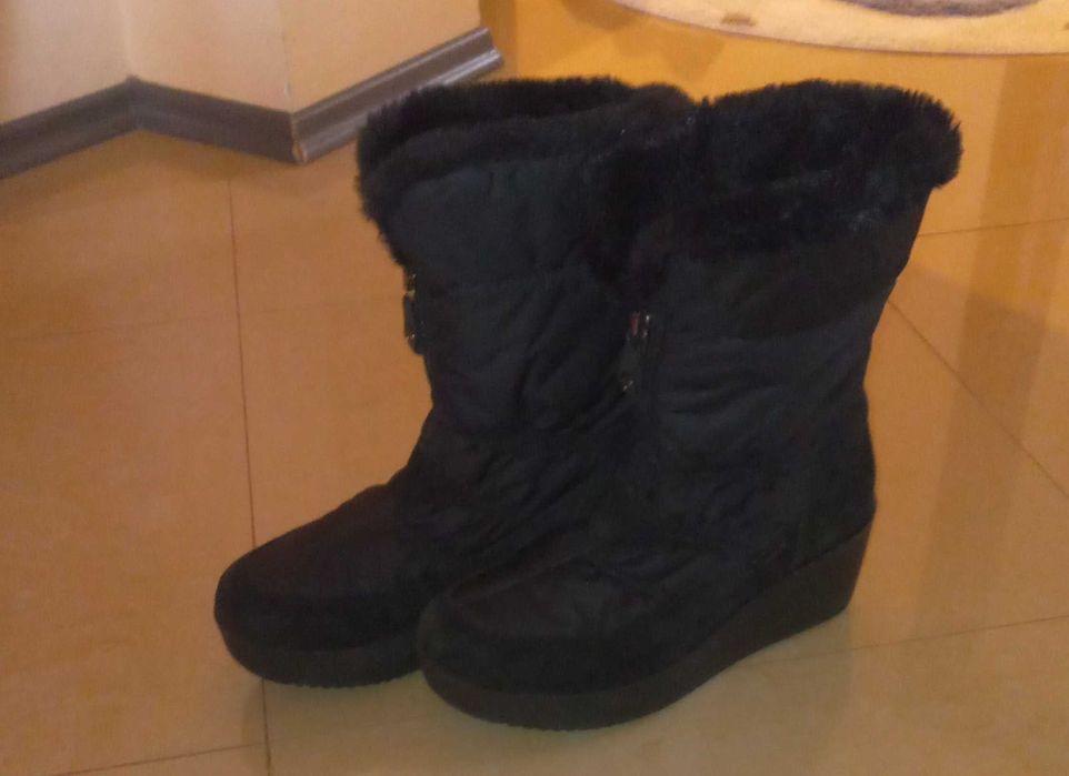 Дамски апрески с цип и платформа 36 номер