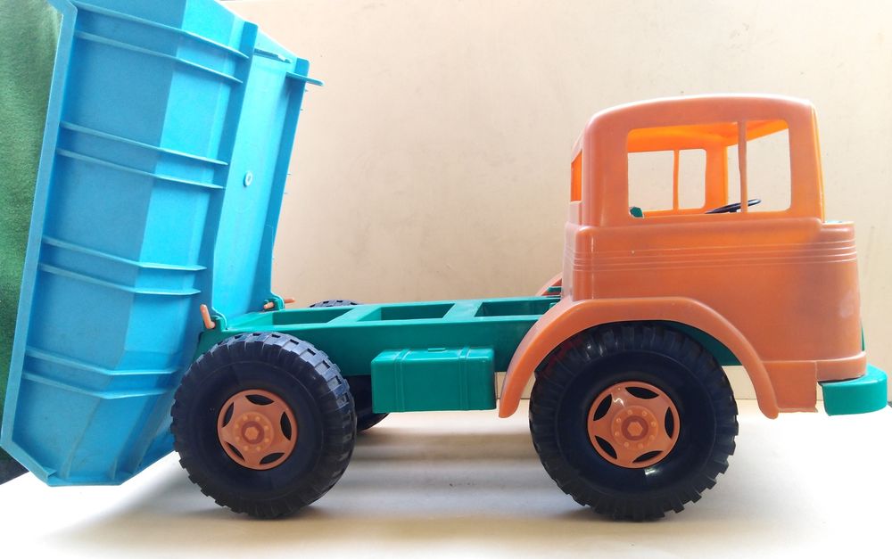 Игрушечный грузовик, СССР.