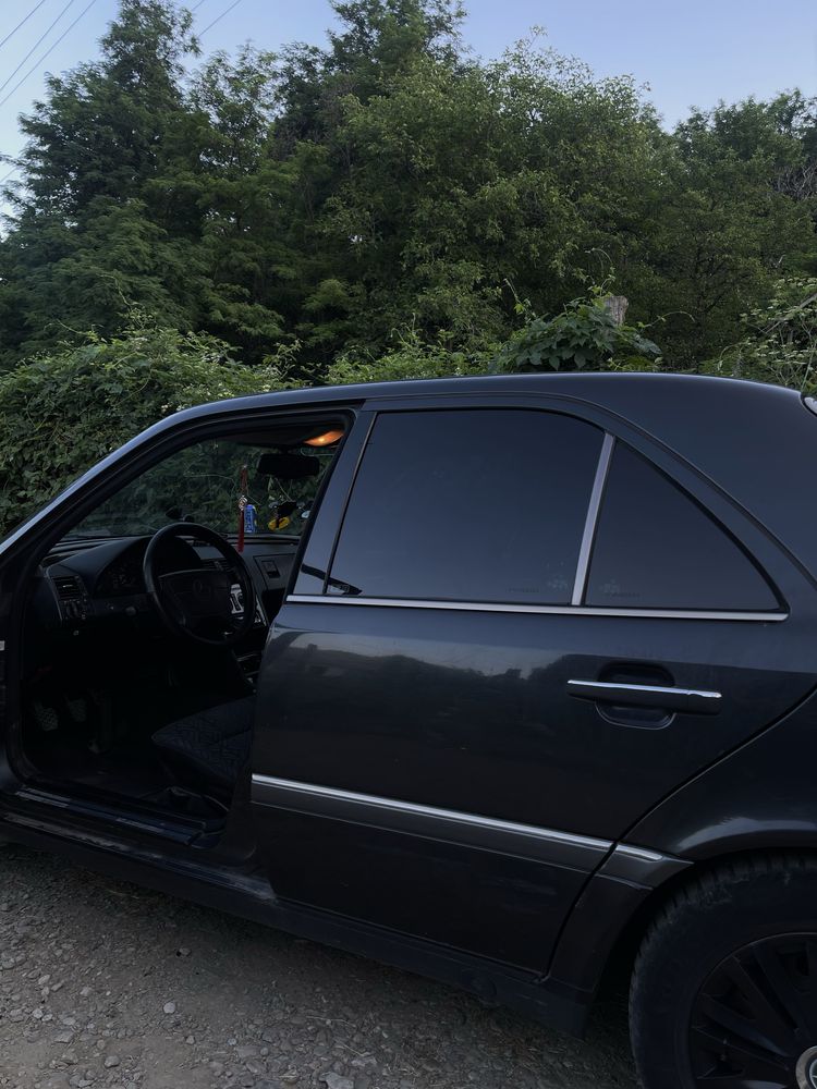 vand mercedes w202 (c180)