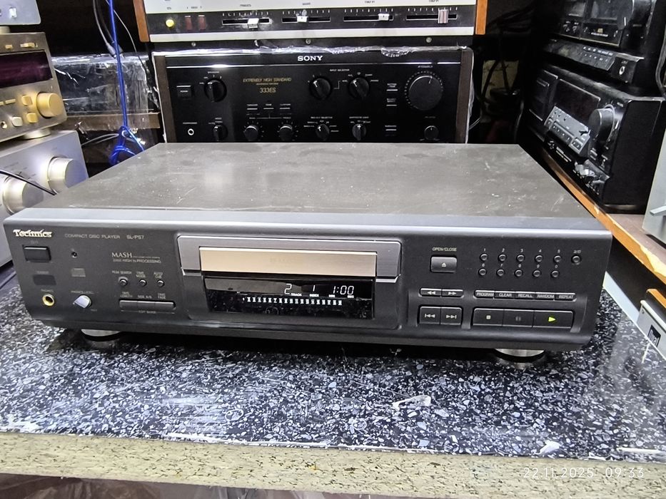 TECHNIKS , проигрыватель CD компакт дисков в Алматы