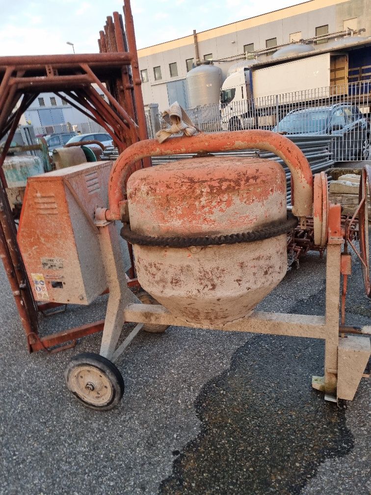 Betoniera 2.20V și 380V