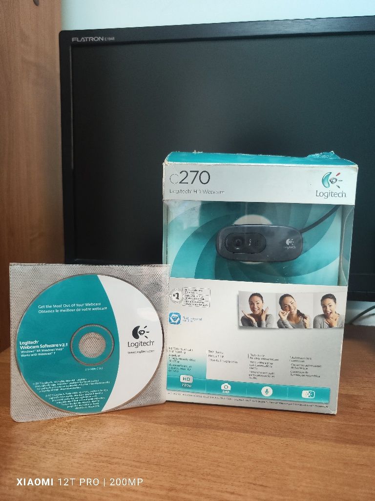 Veb kamera Logitech c270 HD sotiladi