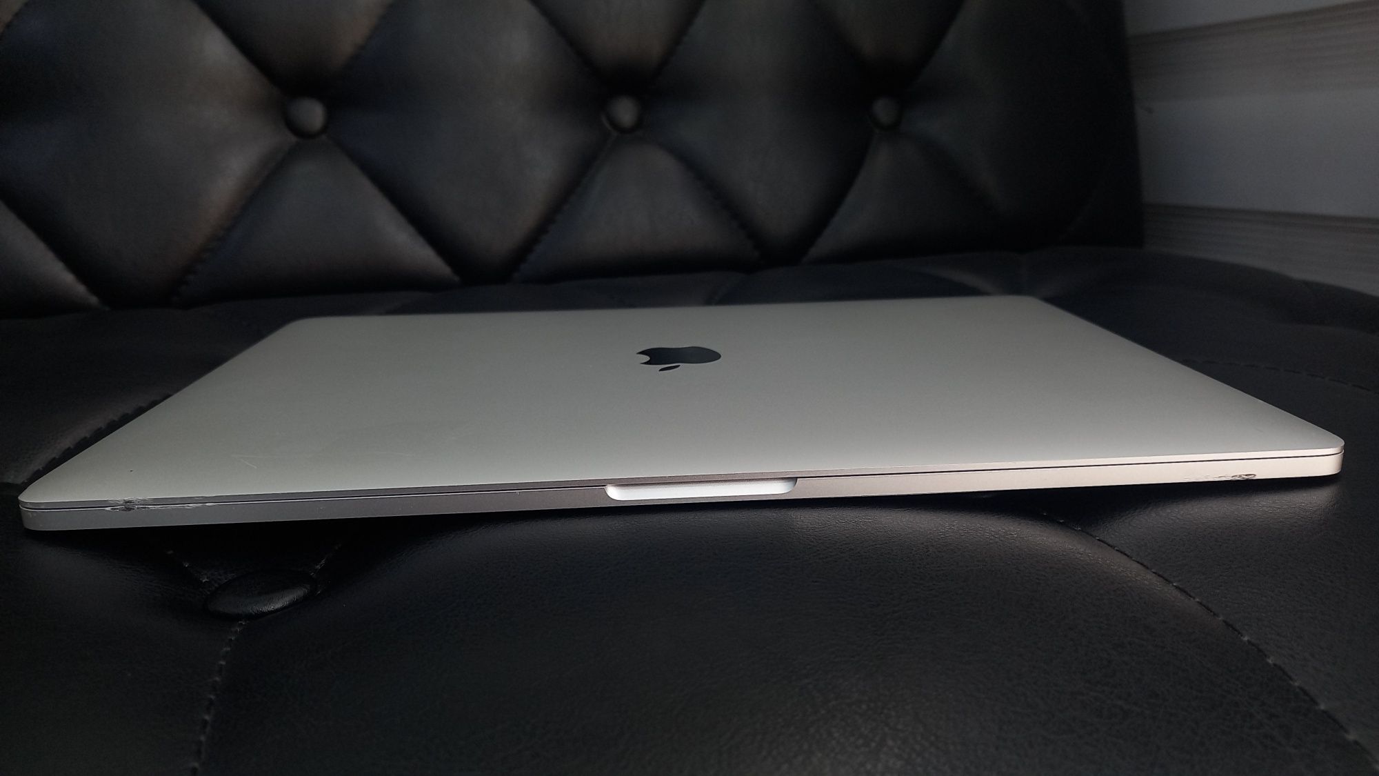 Apple MacBook Pro 2016 15 inch i7-16-512