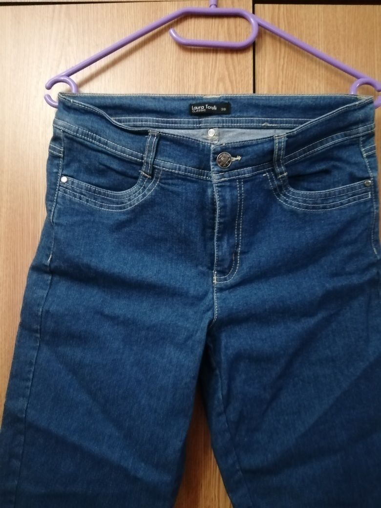 2 perechi de pantaloni treisfert