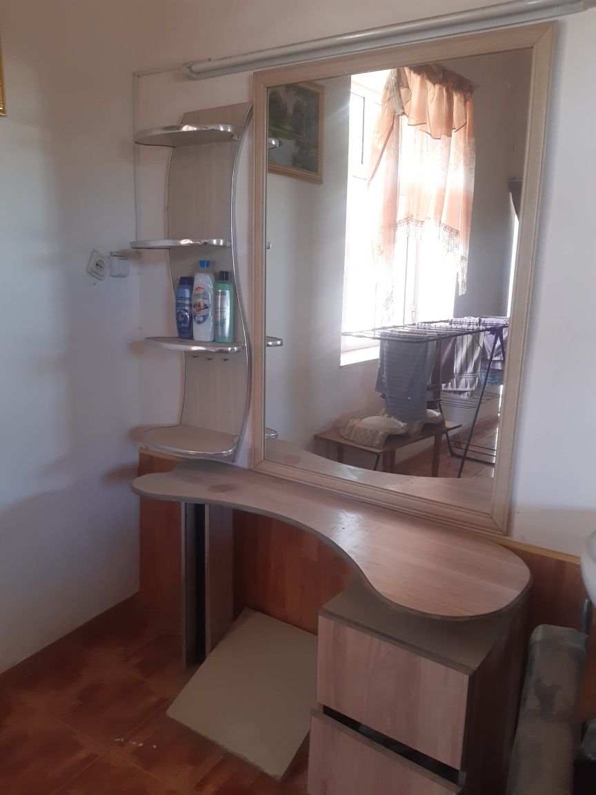 Salonda ishlatish uchun komplekt mebel