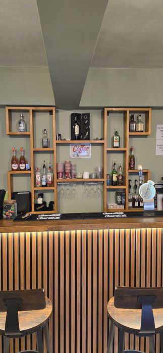 Mese canapele scaune bar - cafenea - fastdood