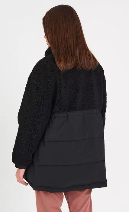 Преходно яке черно