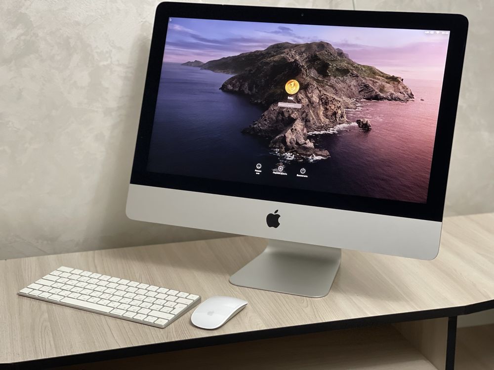 Apple iMac 21 /2015/ SSD:256GB/Core i5/Озу:8GB