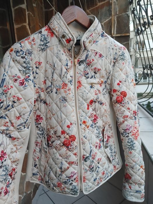 Дамско яке на марката Zara