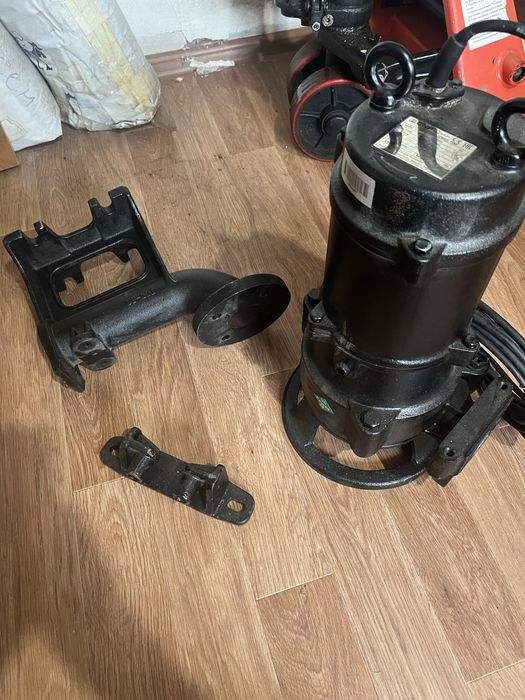 Насос дренажный