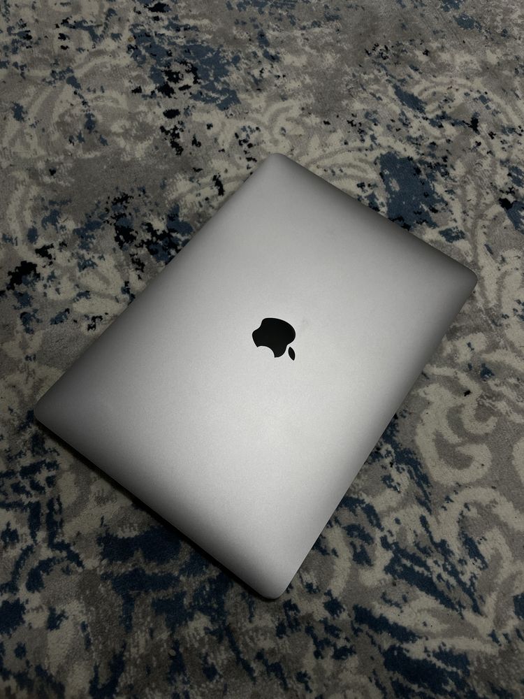 macbook air 2020