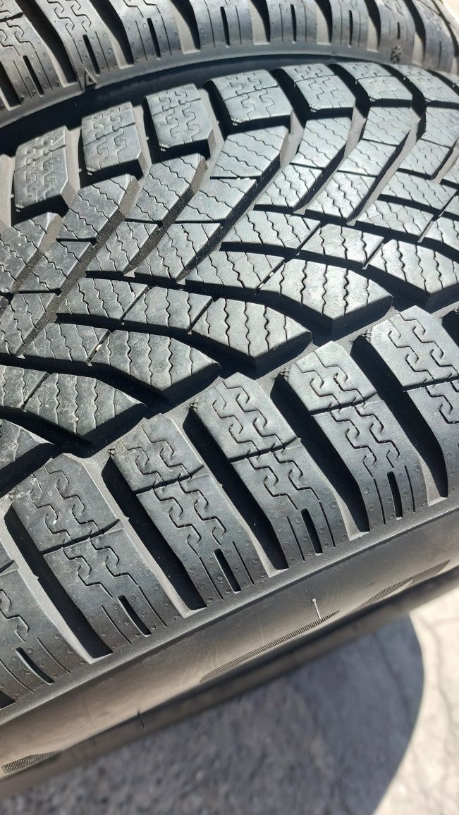 Зимни гуми 215/60/16 Falken Eurowinter 4 броя