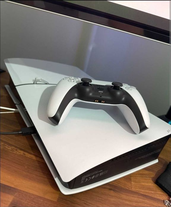 Play station 5 ps 5 varianta slim digital