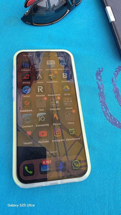 Vand iphone 15 pro max,256gb,varianta rara cu dual sim fizic.