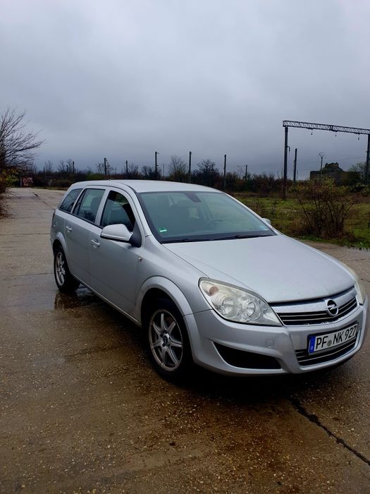 Opel astra 1.7D 2010