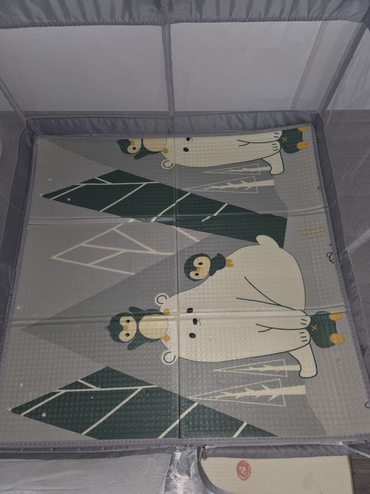 Țarc de joacă pentru copii