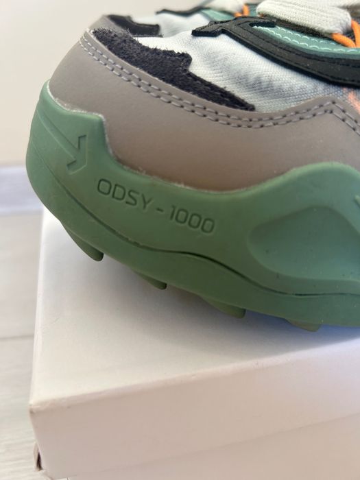 Vând adidasi Off white Odsy