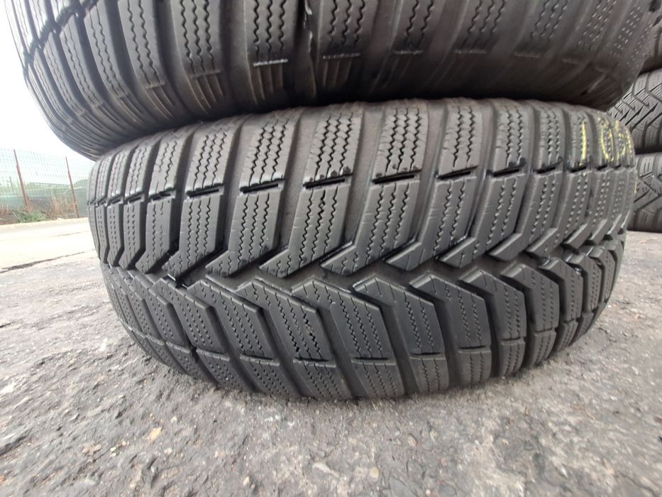 4 anvelope iarna 185/65r15 Vredestein Montaj Gratuit