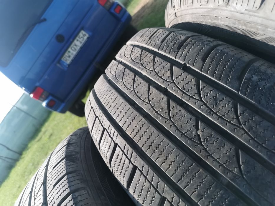 2 x Anvelope Iarna 235 60 16