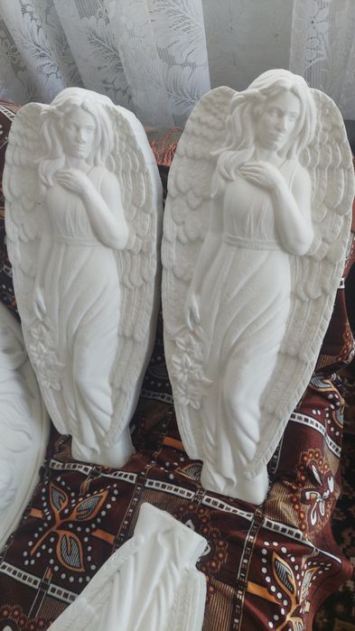 Capace stalpi și decorațiuni
