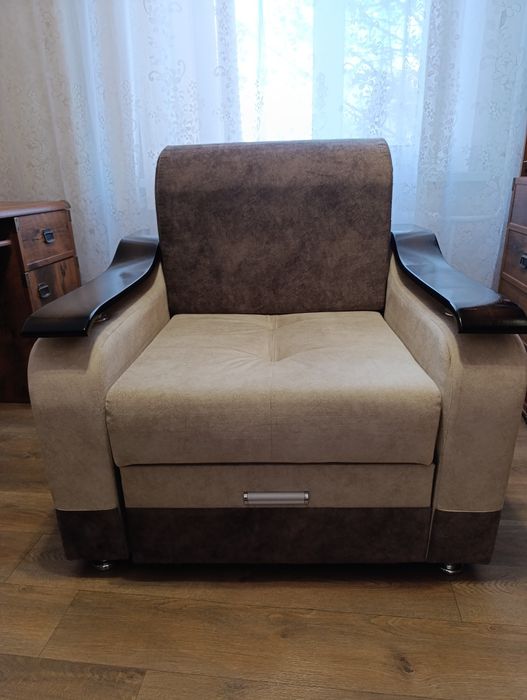 Кресло-кровать в идеальном состоянии.