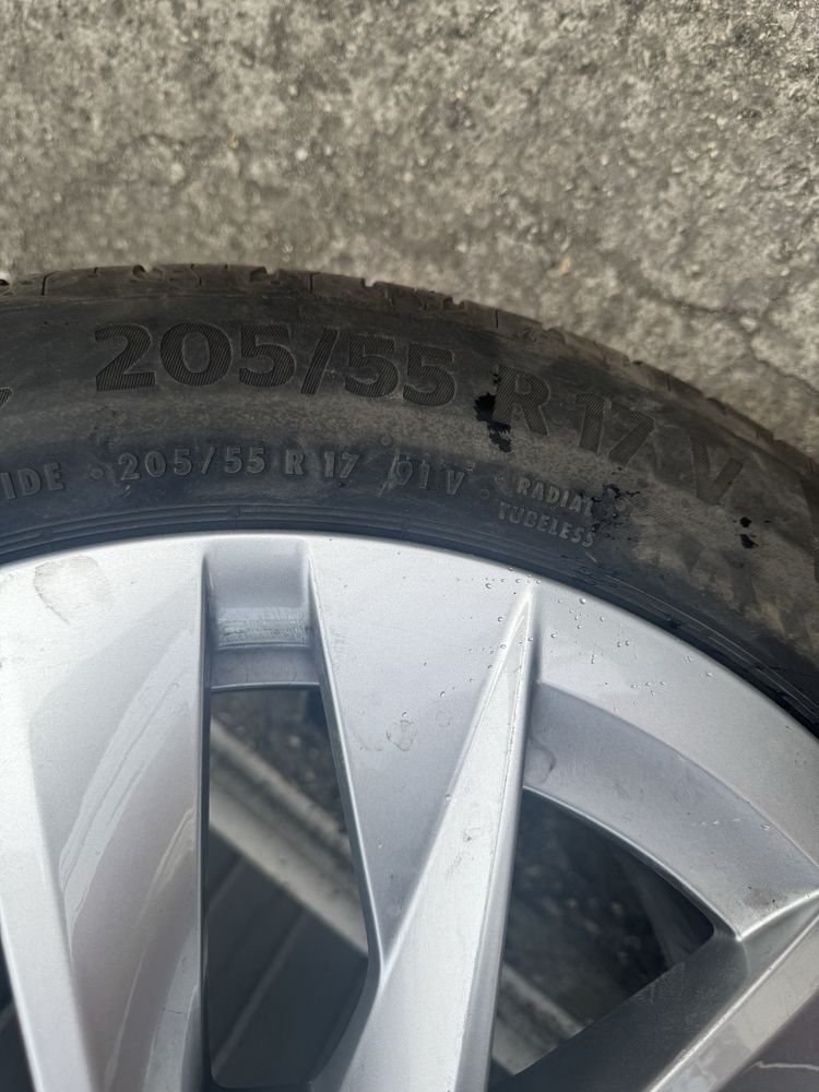 Джанти Шкода оригинални чисто нови 205/55R17