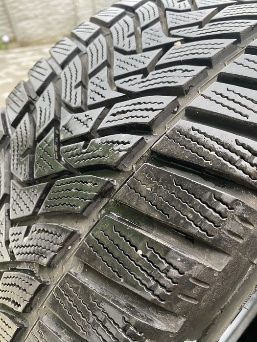 4buc 235/45/18 dunlop runflat m+s 6mm profil