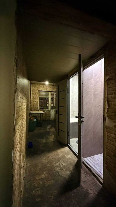 Сергели 4 3/1/5 не торец, балкон 2х6,без ремонта