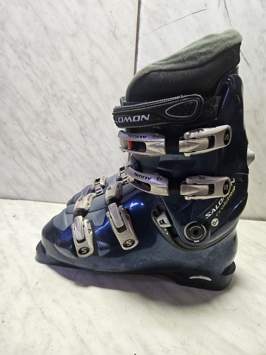 Clapari ski schi  Salomon mondo  27,5 corespunde mărimii 41-42