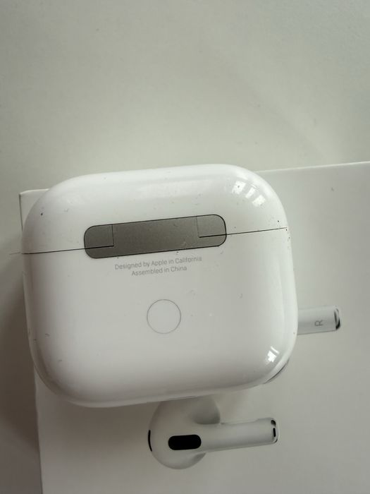 Apple AirPods 3 Gen