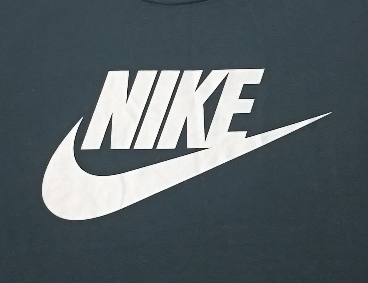 Nike Sportswear Logo Tee оригинална тениска XL Найк спорт фланелка