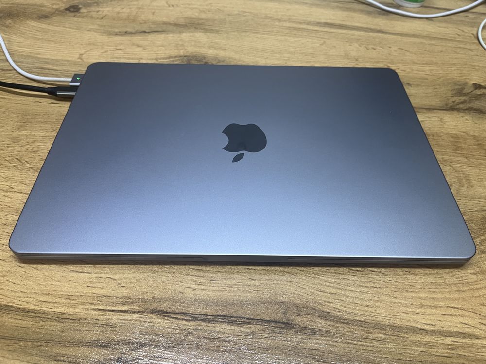 Macbook Air m2 с коробкой