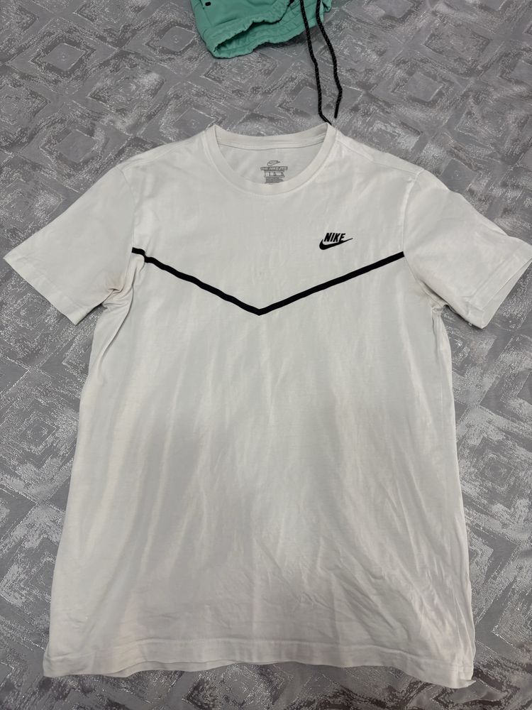 Nike tech fleece летен екип L ка