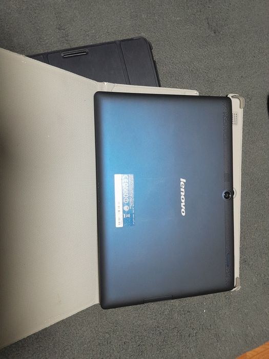 Vand tab Lenovo tab 2A10-70L cu sim