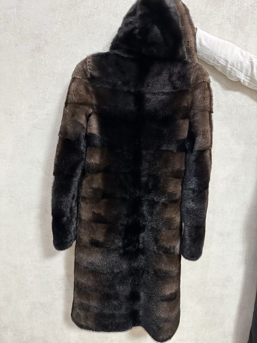 Продам норковую шубу, производство Турция. Состояние идеальное.