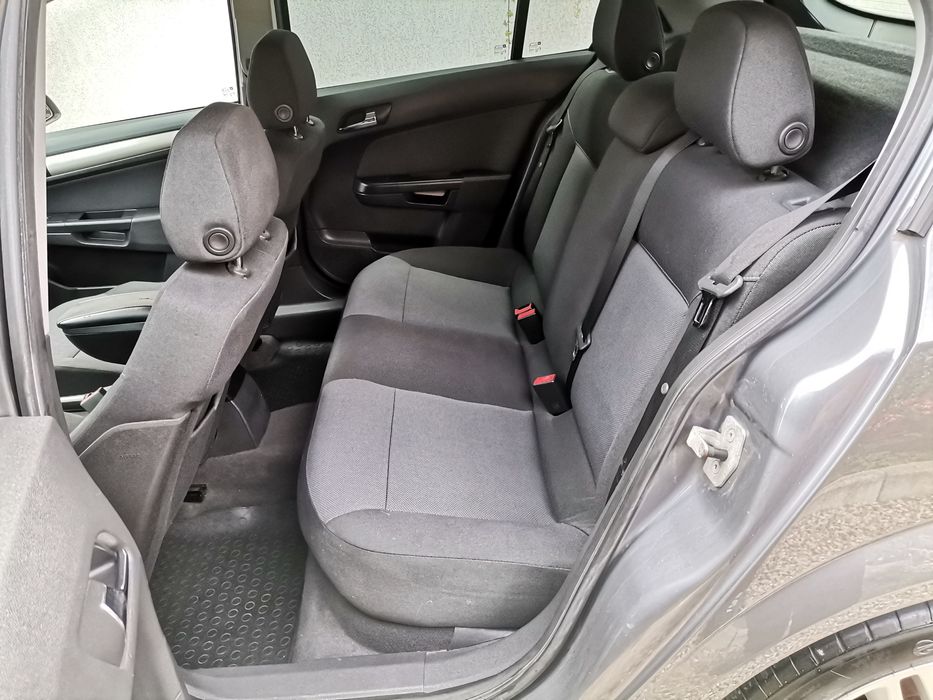 Opel Astra H Facelift 1.6 benzina euro 4 an 2007 Climatronic Tempomat