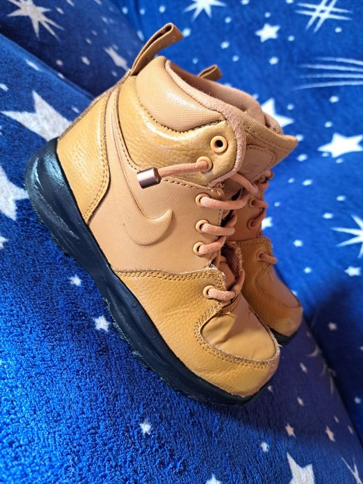 Ghete băiețel.  Impecabile