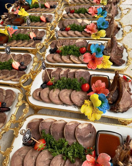 Tuy va bazmlar uchun karvin hizmati