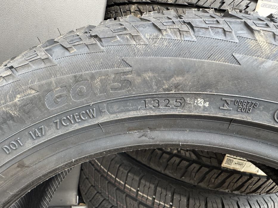 Anvelope iarna 235/55/R18 YOKOHAMA