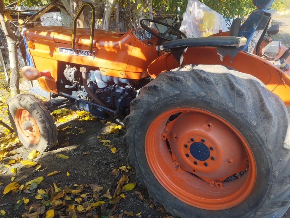 Tractor Fiat 445
