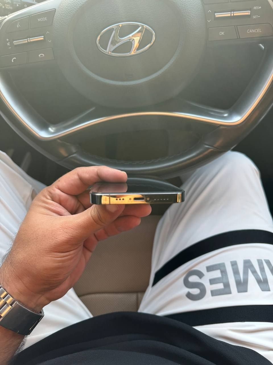 Продам Iphone 13 pro 128 гб