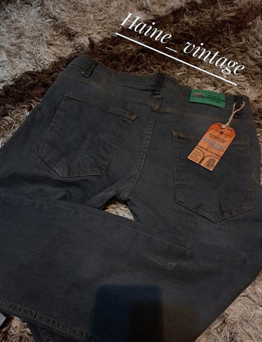 Blugi pentru bărbați