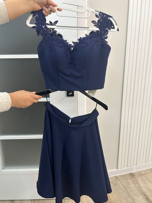 Рокля на 2 части