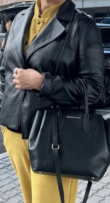 Куртка с брюками, легкая, кожанная, стильная, модная