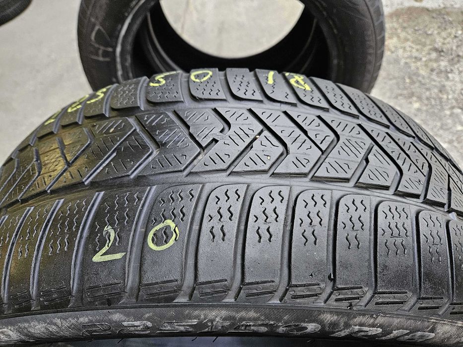 SET 2 Anvelope Iarna 225/50 R18 PIRELLI Spottozero 3 99H